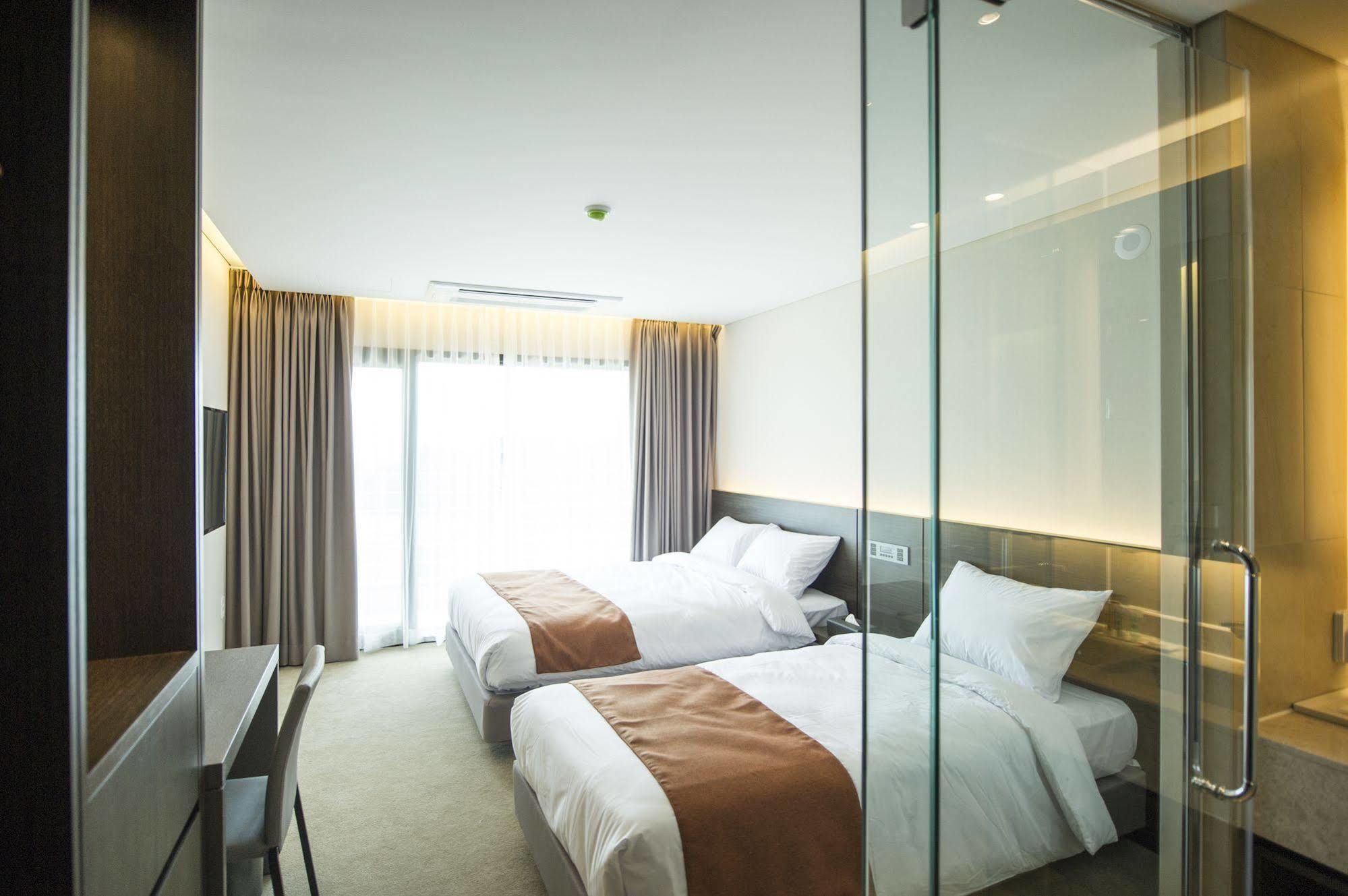Grand Mer Hotel Seogwipo Ocean Dış mekan fotoğraf